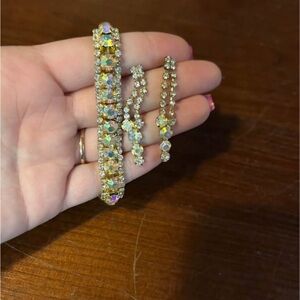 Bracelet and earrings jewelry set